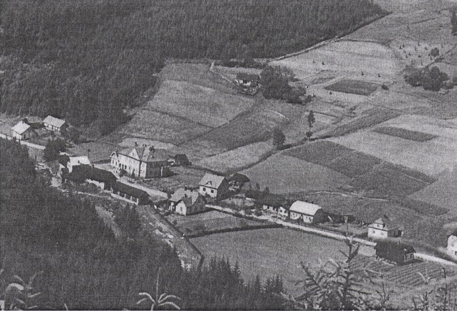 Osada "U Krasule" Starých Hamer před zatopením