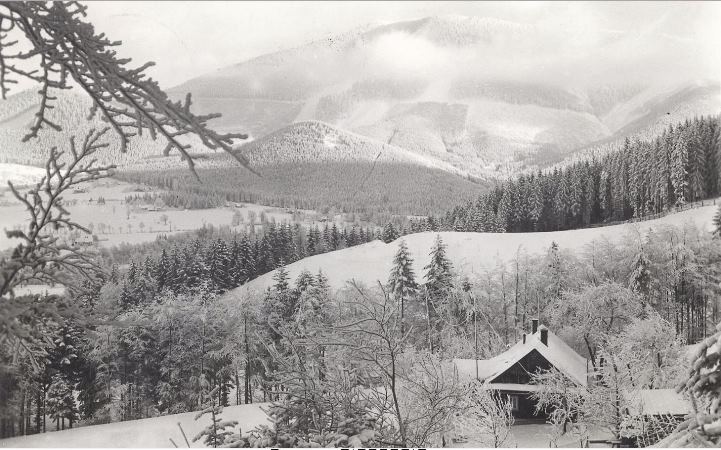 Podgruň, pohled na Lysou horu